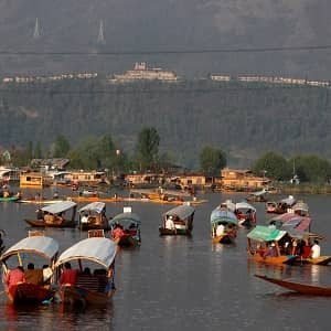 group tour packages for Kashmir